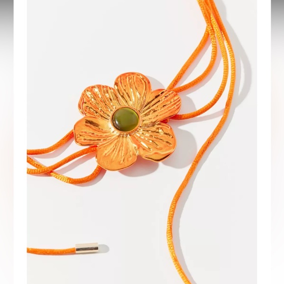 SOLD OU Metallic Flower Wrap Choker Necklace - Picture 3 of 5